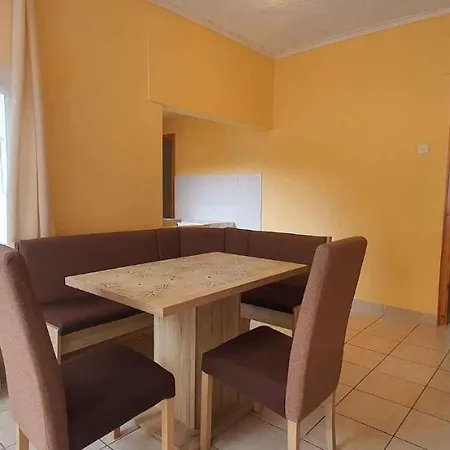 In - Balaton 43403 Holiday home *