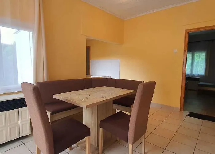 In - Balaton 43403 펜션 *